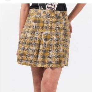 Urban Outfitters | Sun Flower Print Pleated Plaid Wrap Skirt | Womens Size XS